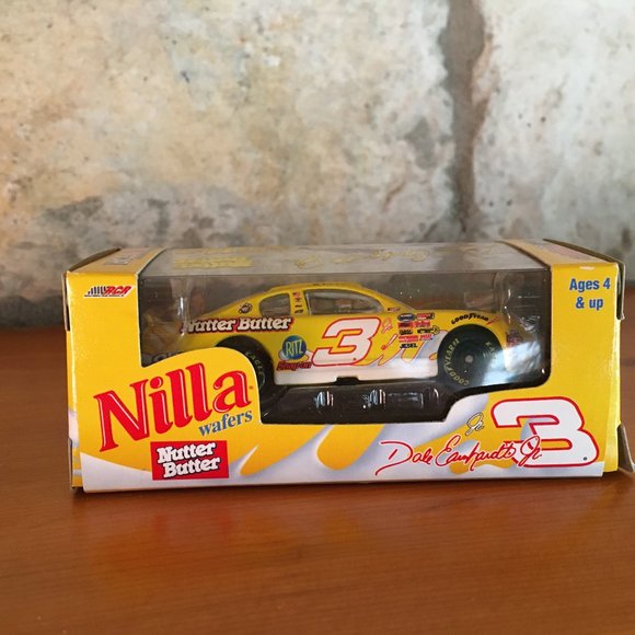 DALE EARNHARDT JR 1:64 NUTTER BUTTER NILLA WAFERS DIECAST CAR - Picture 5 of 7